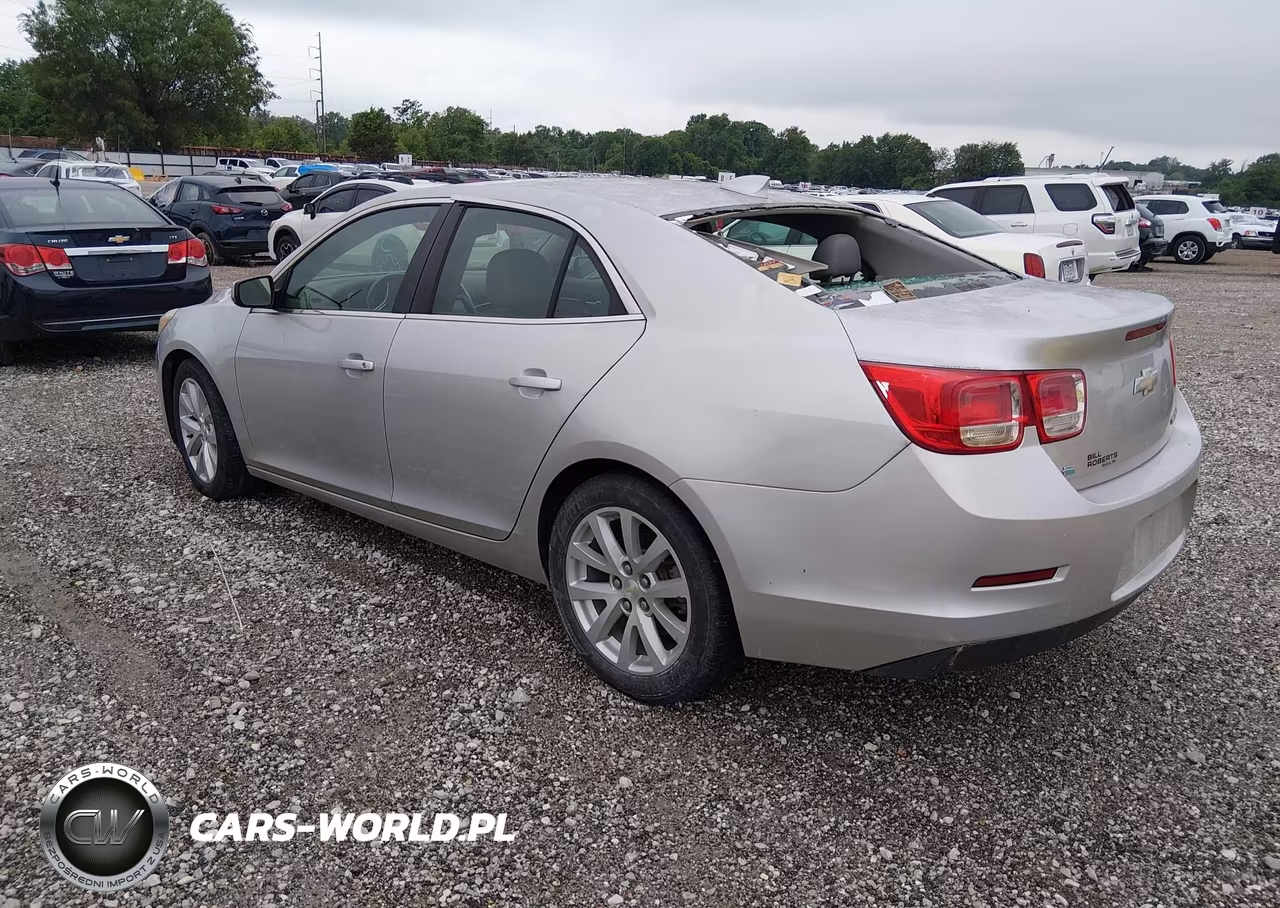 2015 Chevrolet Malibu 2Lt VIN:1G11D5SL3FF145111 - 3