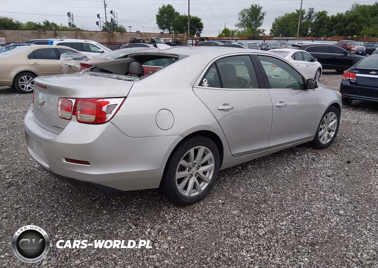 2015 Chevrolet Malibu 2Lt VIN:1G11D5SL3FF145111 - 4