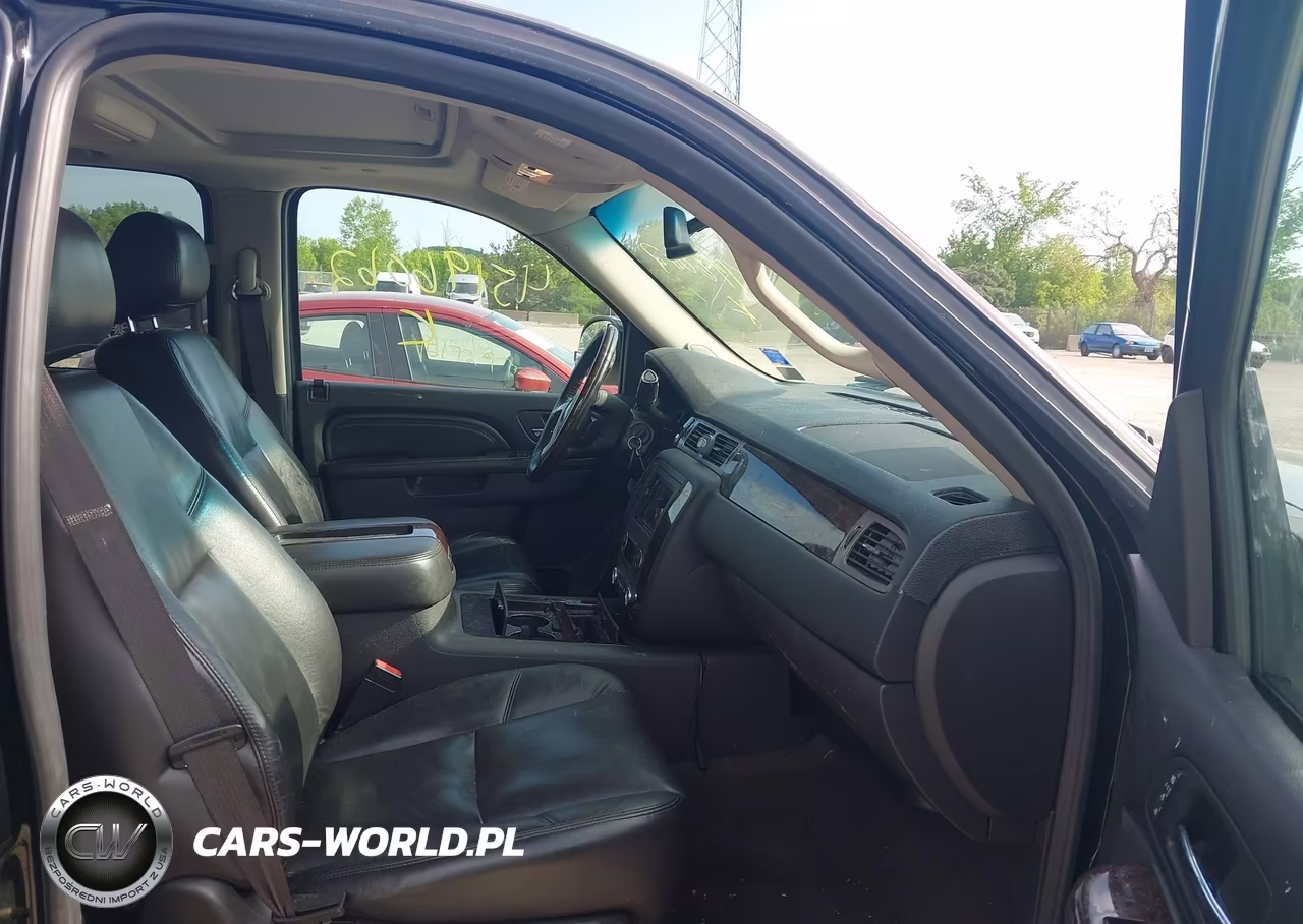 2010 GMC Yukon Xl 1500 Denali VIN:1GKUKMEF5AR275249 - 5