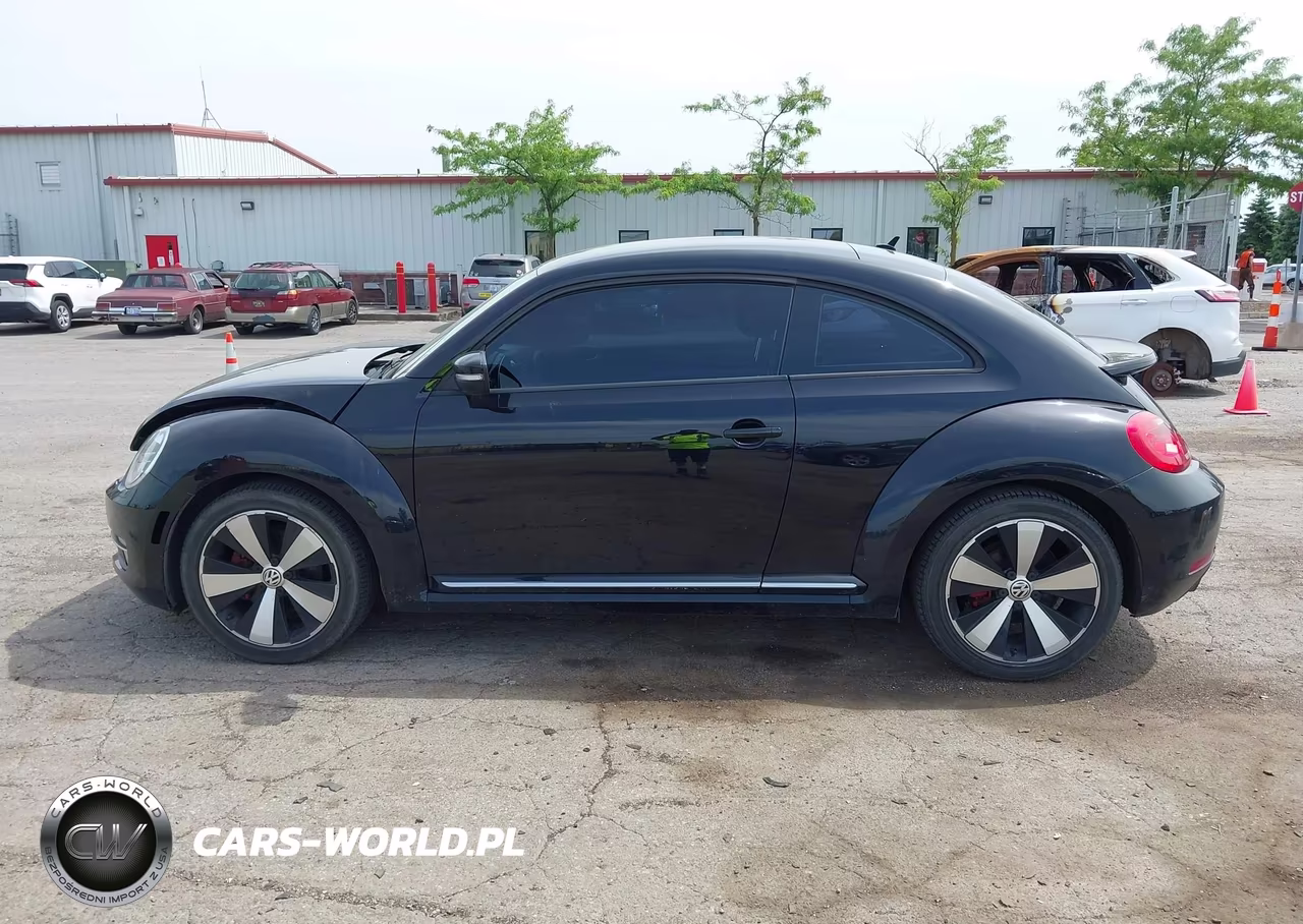 2012 Volkswagen Beetle 2.0T Turbo VIN:3VW467ATXCM643682 - 14