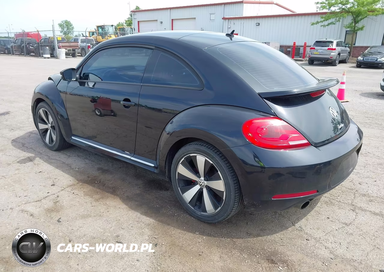2012 Volkswagen Beetle 2.0T Turbo VIN:3VW467ATXCM643682 - 3