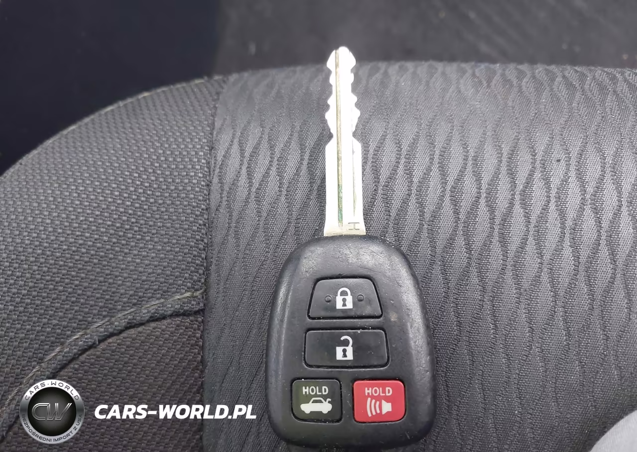 2017 Toyota Corolla Le VIN:2T1BURHE7HC872565 - 11