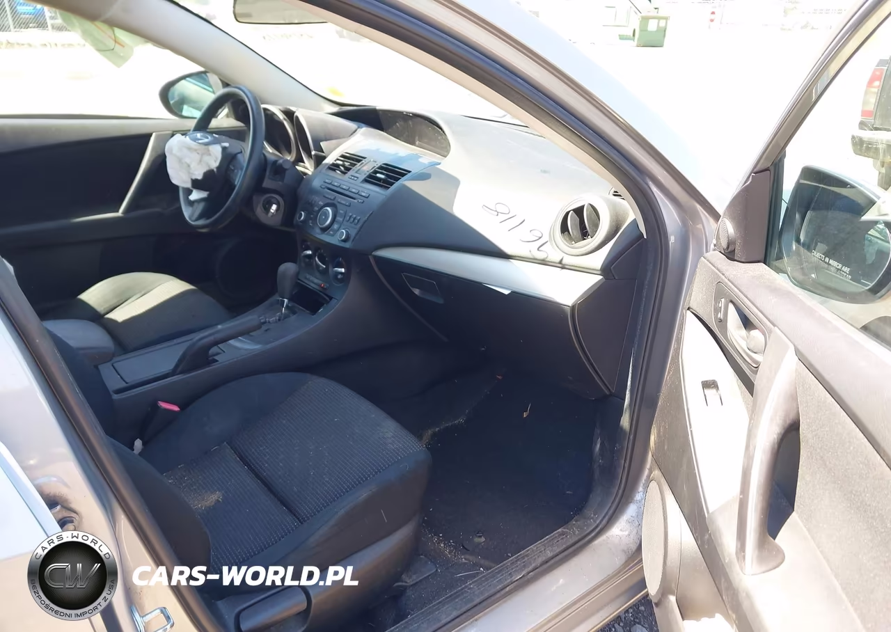 2012 Mazda Mazda3 I Touring VIN:JM1BL1VG5C1507759 - 5