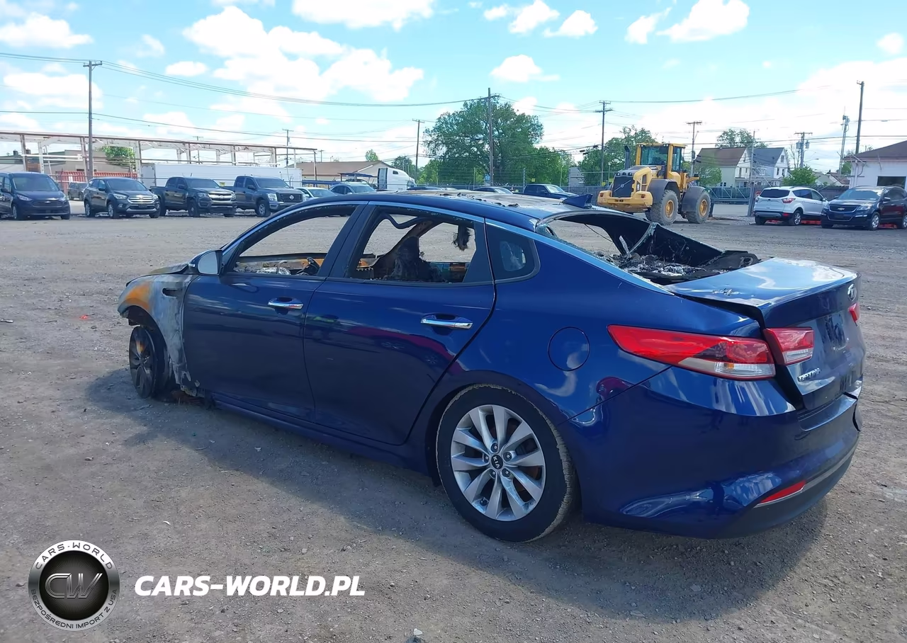 2017 Kia Optima Lx VIN:5XXGT4L38HG125650 - 3