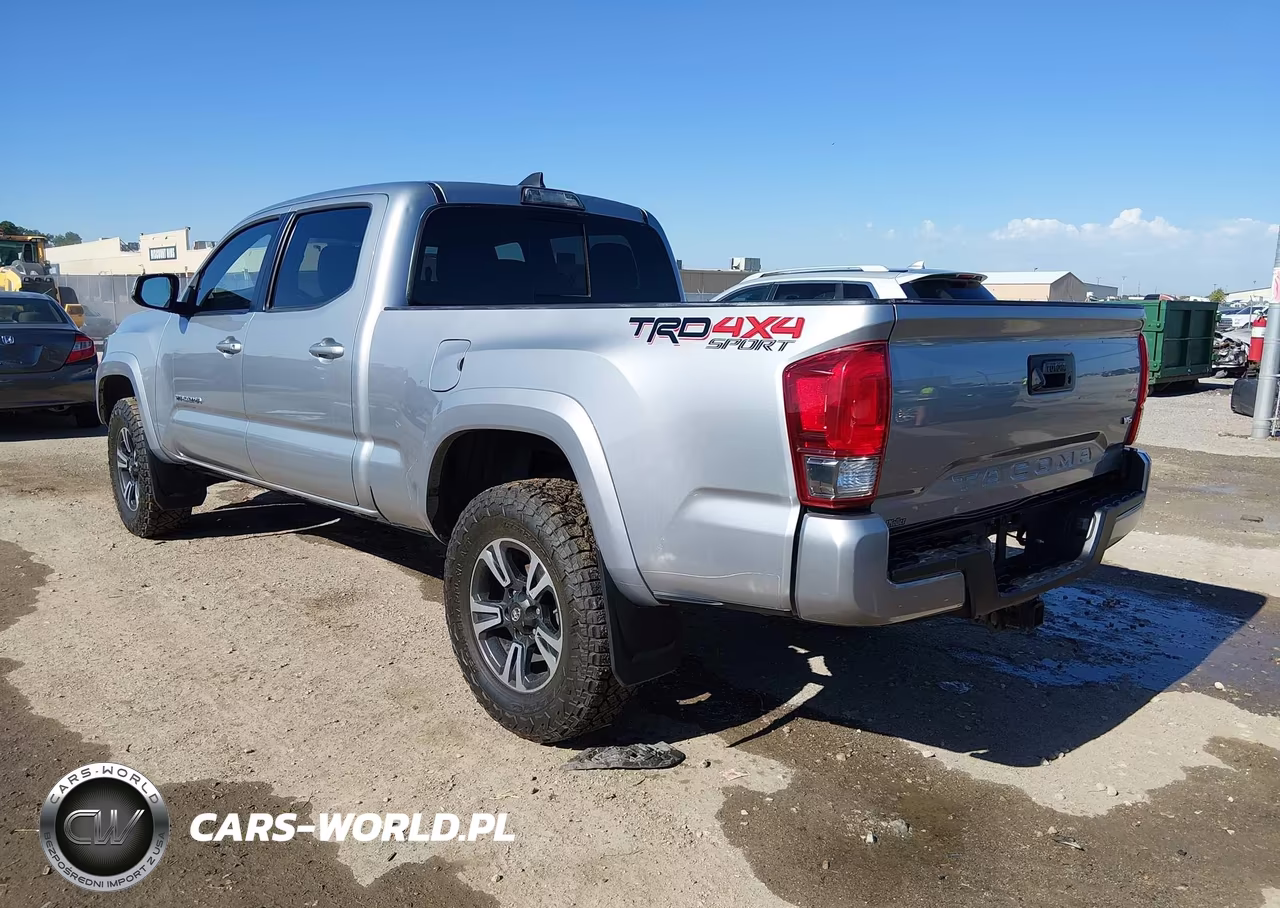2017 Toyota Tacoma Trd Off Road-Trd Sport VIN:5TFDZ5BN3HX021151 - 3