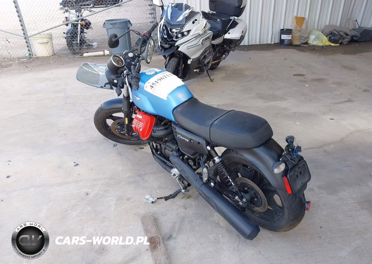 2017 Moto Guzzi V7 Iii Stone VIN:ZGULDU000HM000087 - 3