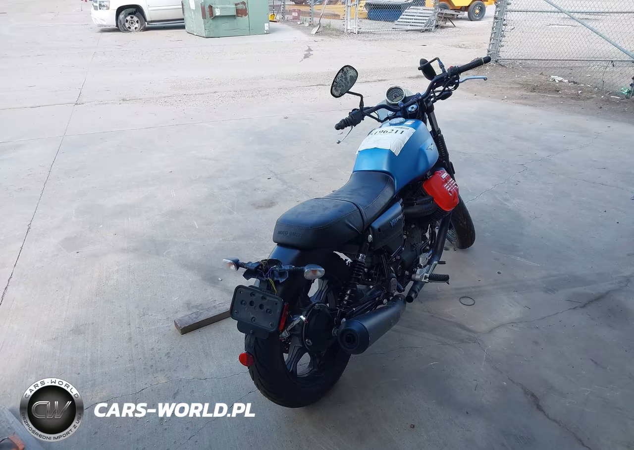 2017 Moto Guzzi V7 Iii Stone VIN:ZGULDU000HM000087 - 4