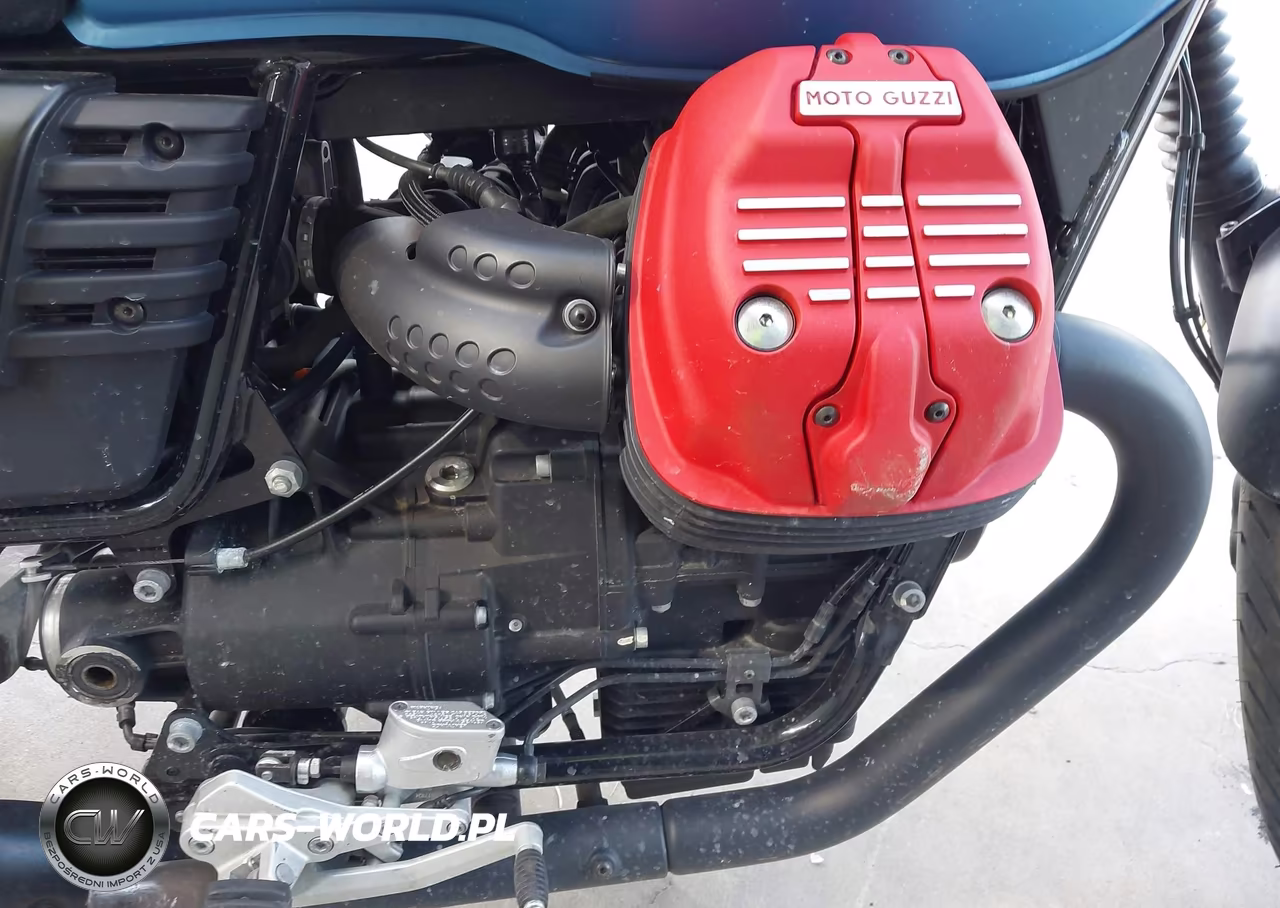 2017 Moto Guzzi V7 Iii Stone VIN:ZGULDU000HM000087 - 8