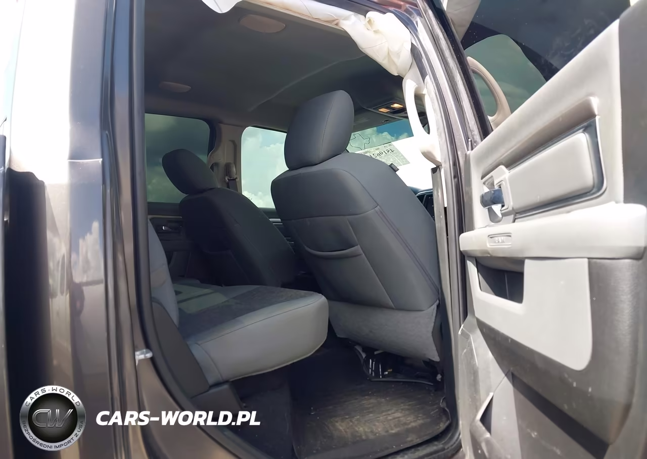 2018 Ram 1500 Lone Star 4X2 5'7 Box VIN:1C6RR6LMXJS229362 - 8
