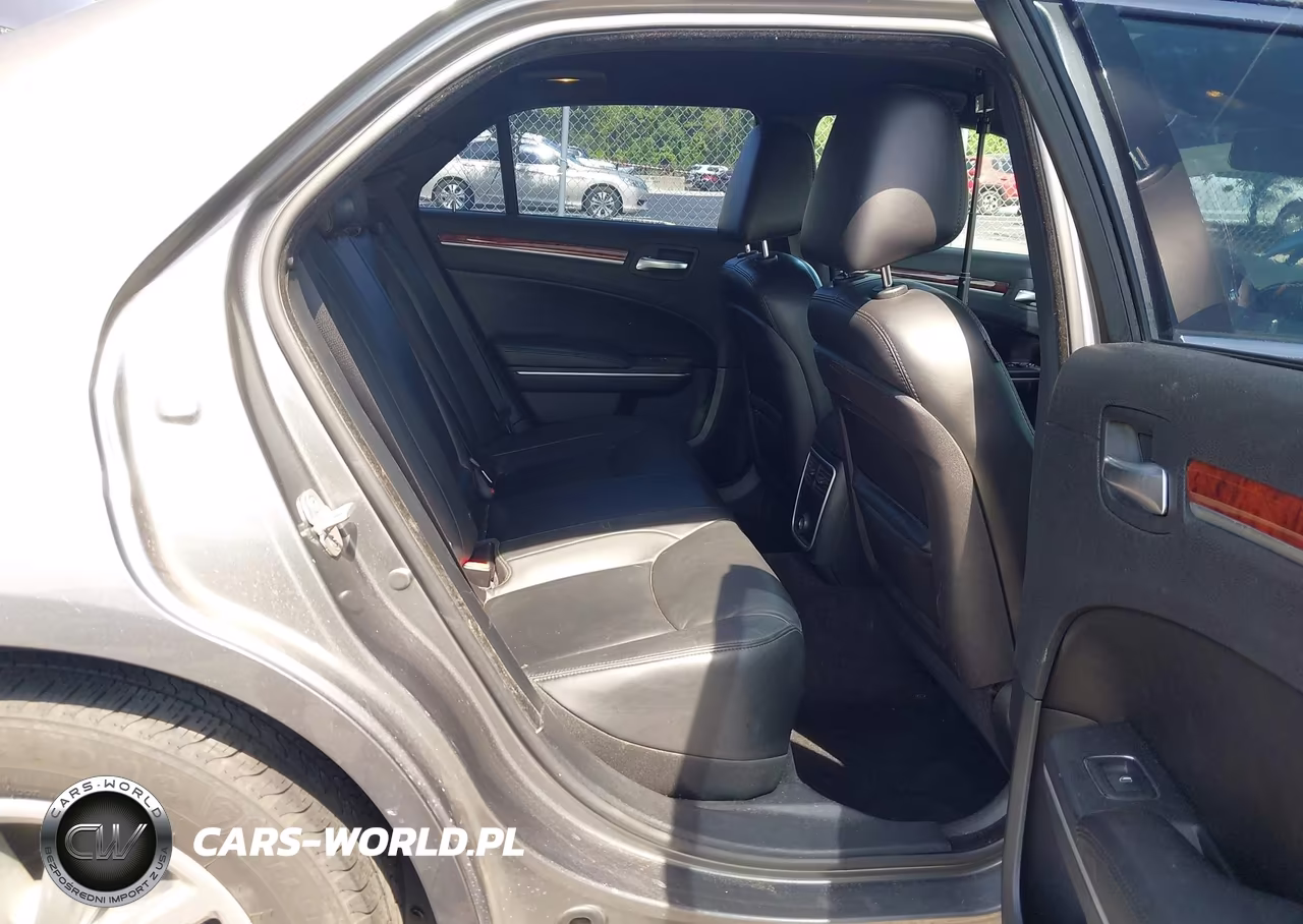 2012 Chrysler 300 Limited VIN:2C3CCACG1CH279580 - 8