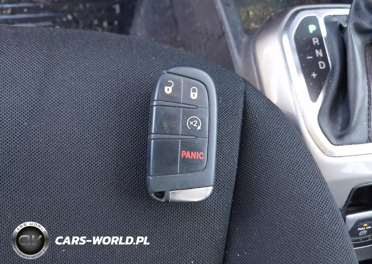 2022 Jeep Renegade Latitude 4X4 VIN:ZACNJDB13NPN69827 - 11