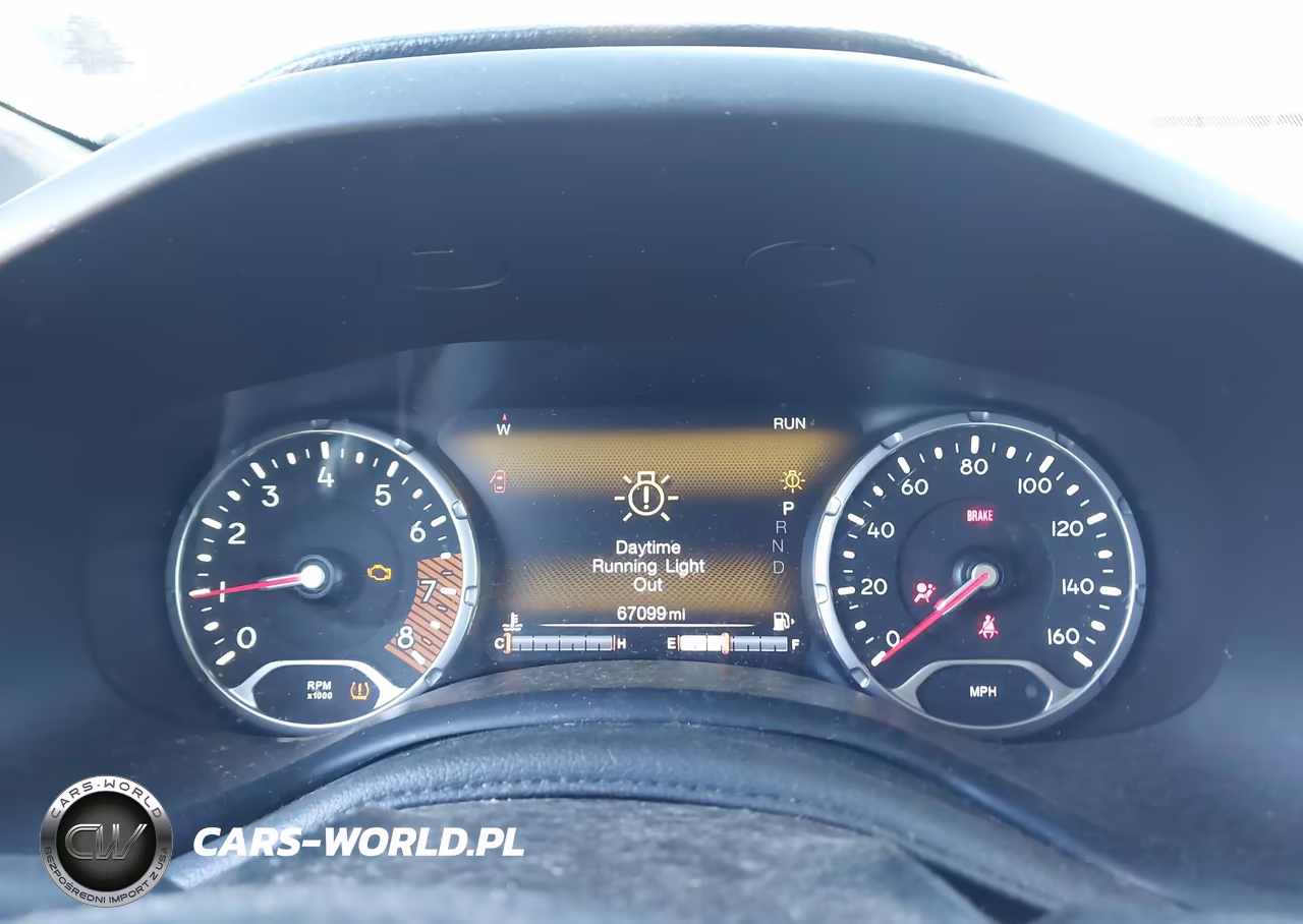 2022 Jeep Renegade Latitude 4X4 VIN:ZACNJDB13NPN69827 - 7