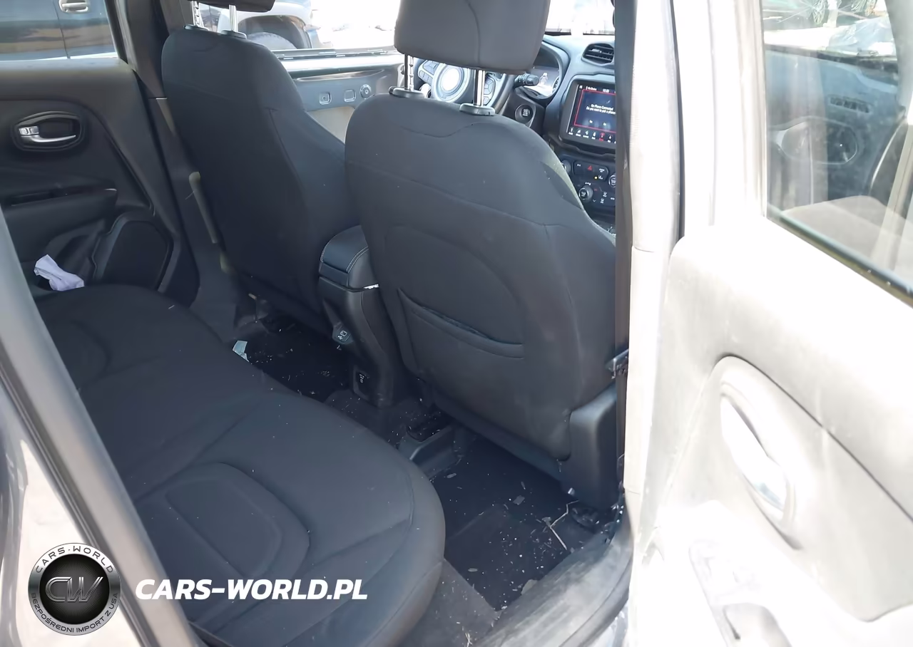 2022 Jeep Renegade Latitude 4X4 VIN:ZACNJDB13NPN69827 - 8