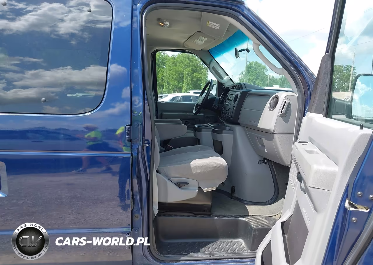 2012 Ford E-350 Super Duty Xlt VIN:1FBSS3BL7CDA70219 - 5