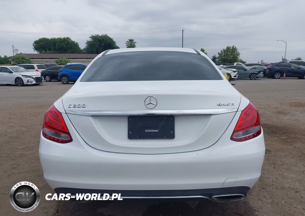 2015 Mercedes-Benz C 300 4Matic VIN:55SWF4KB5FU022972 - 16
