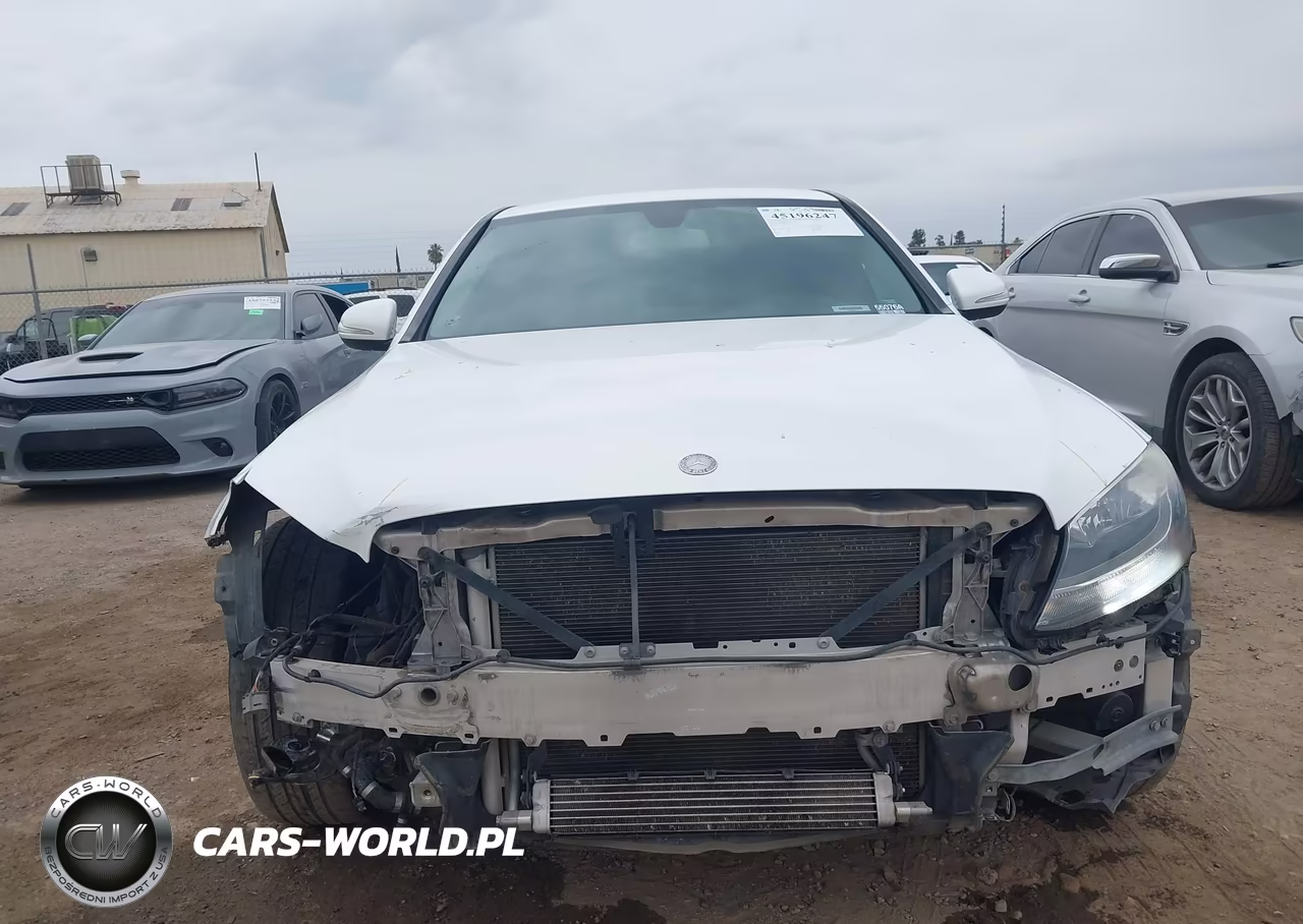 2015 Mercedes-Benz C 300 4Matic VIN:55SWF4KB5FU022972 - 6