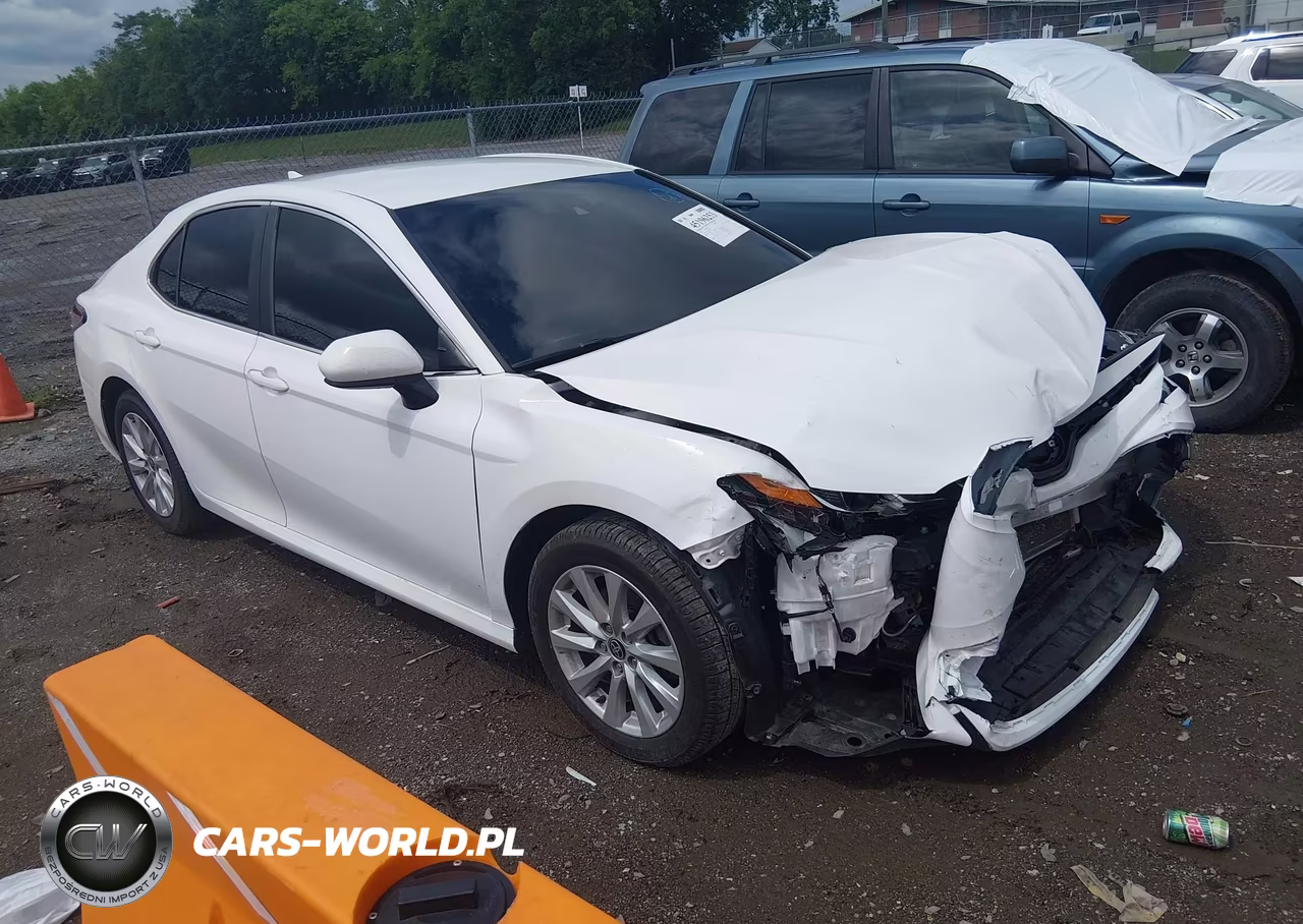 2020 Toyota Camry Le