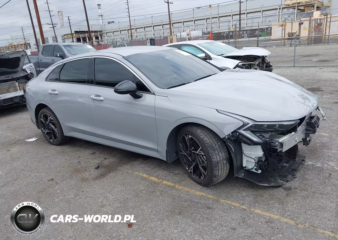 2025 Kia K5 Gt-Line – zdjęcie 1 z 15