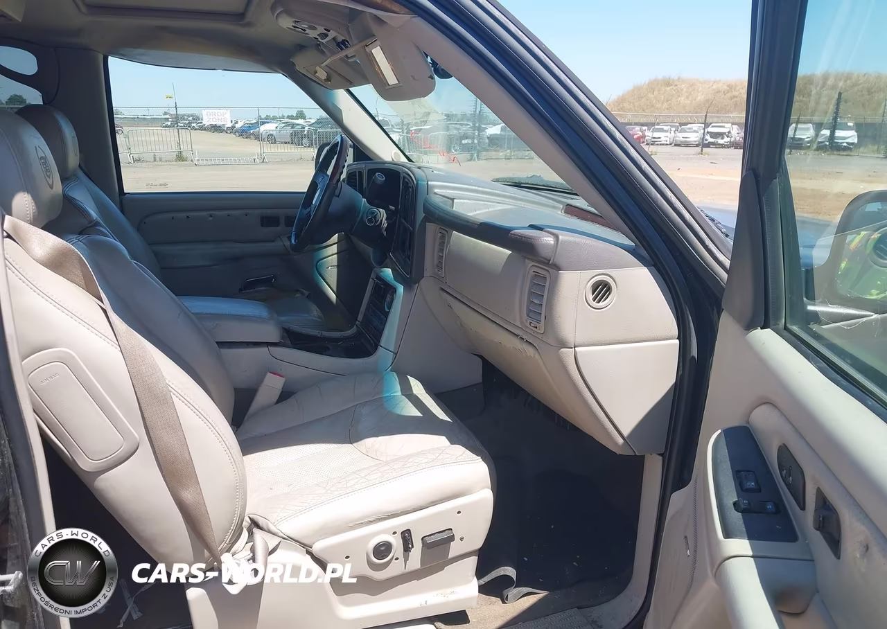 2006 Cadillac Escalade Standard VIN:1GYEC63N96R134964 - 5