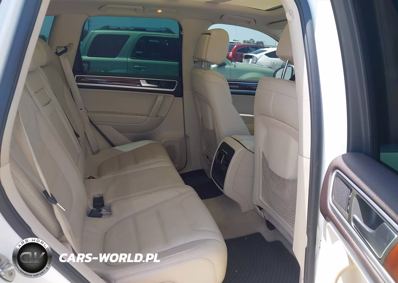 2012 Volkswagen Touareg Vr6 Lux VIN:WVGFF9BP8CD005351 - 8