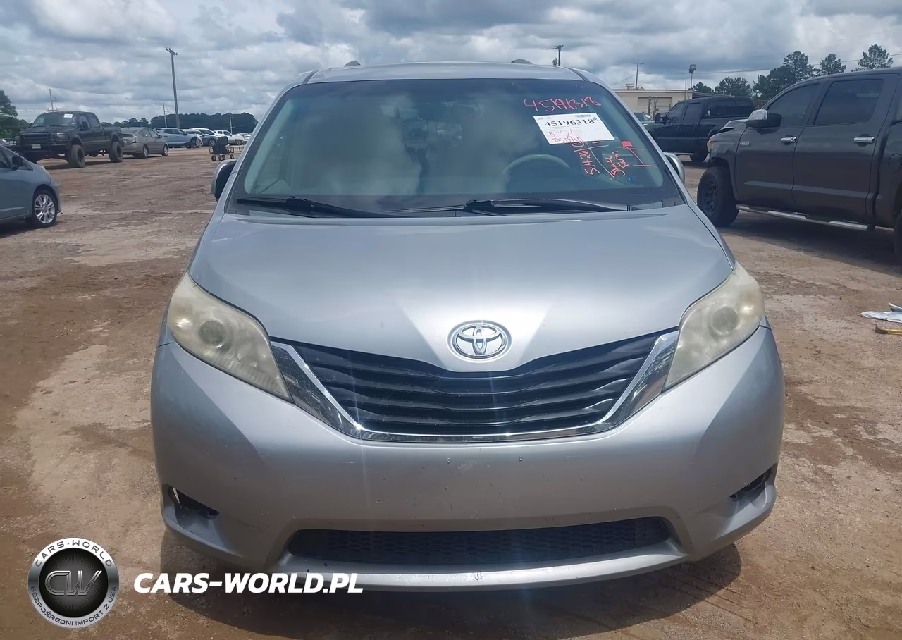 2014 Toyota Sienna Le V6 8 Passenger VIN:5TDKK3DC6ES515355 - 17