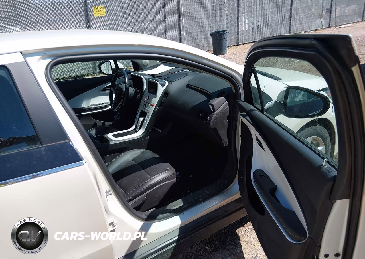 2013 Chevrolet Volt VIN:1G1RD6E46DU147408 - 5