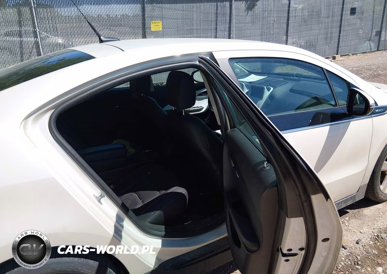 2013 Chevrolet Volt VIN:1G1RD6E46DU147408 - 8