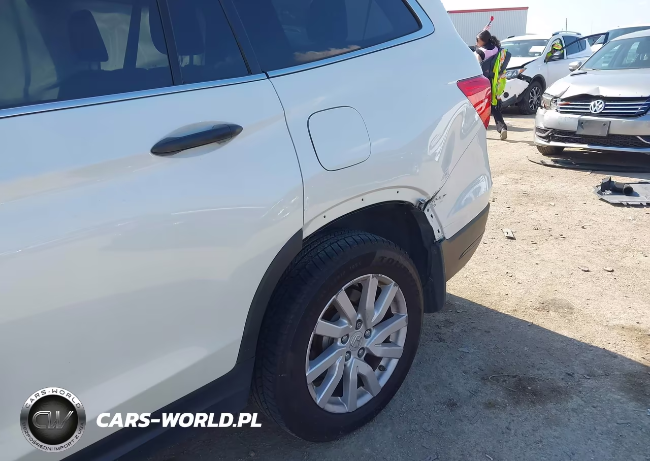 2019 Honda Pilot Lx VIN:5FNYF5H17KB013649 - 6