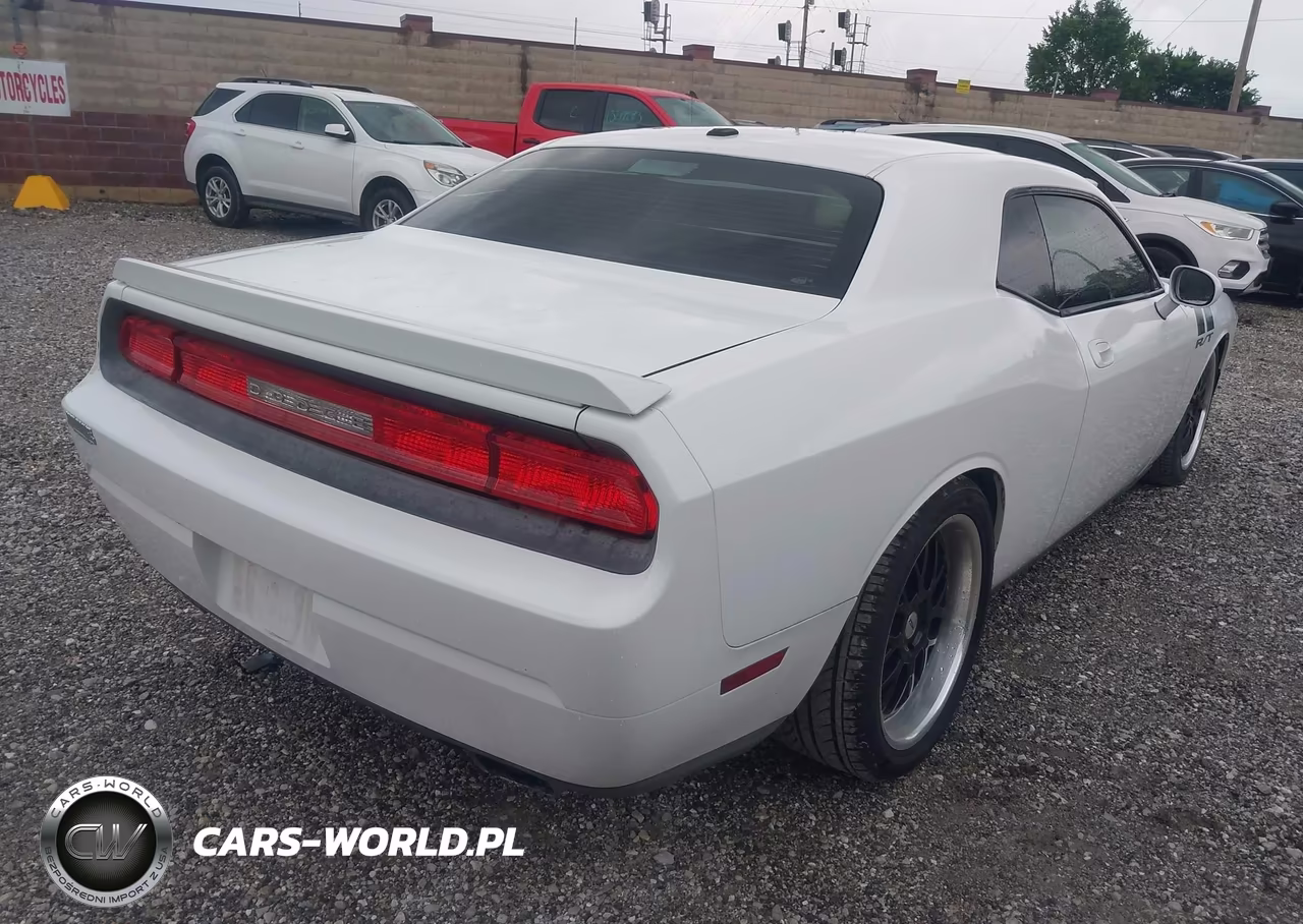 2010 Dodge Challenger R-T VIN:2B3CJ5DT2AH322181 - 4