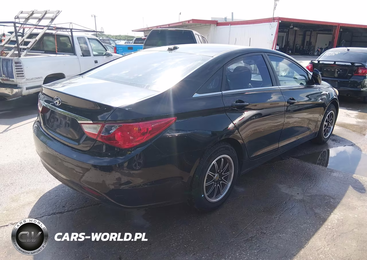 2013 Hyundai Sonata Gls VIN:5NPEB4AC5DH761907 - 4