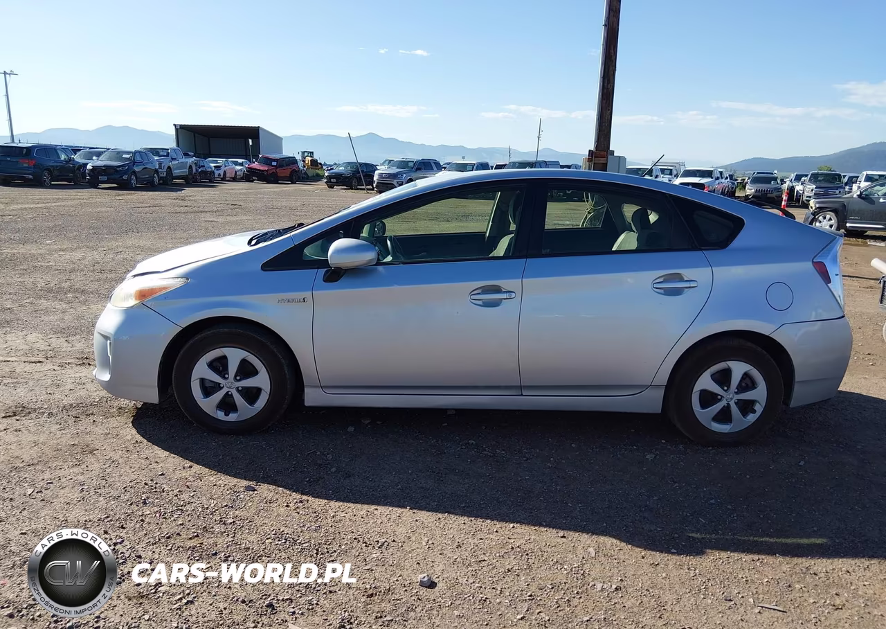 2012 Toyota Prius Two VIN:JTDKN3DU0C5421040 - 14