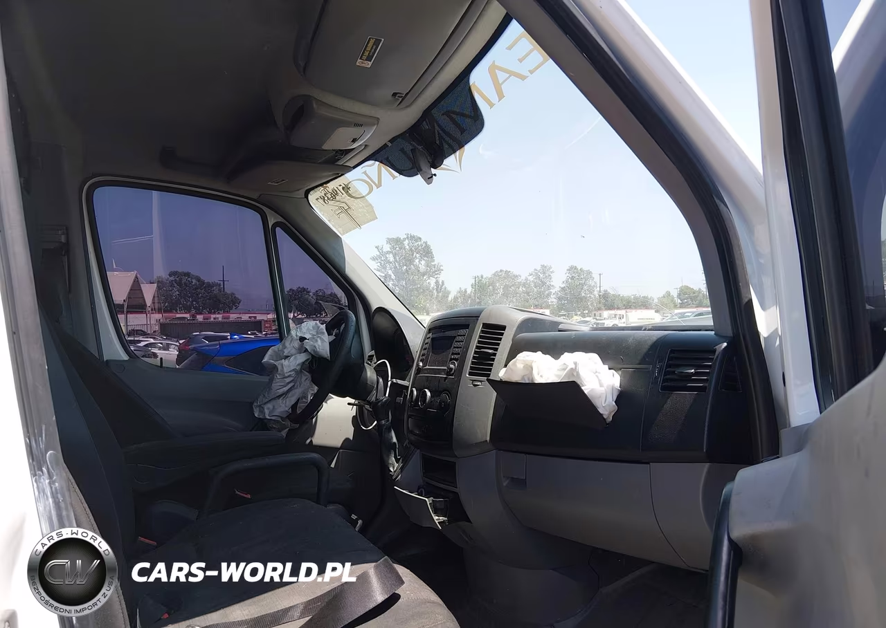 2015 Mercedes-Benz Sprinter 2500 Normal Roof VIN:WD3PE7DC1FP172819 - 5