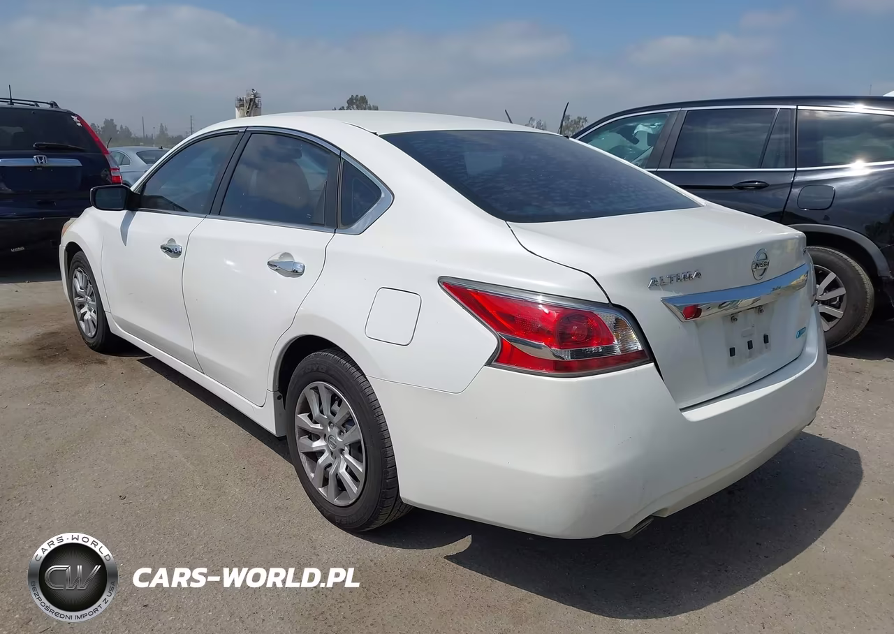 2014 Nissan Altima 2.5 S VIN:1N4AL3AP9EC131934 - 3