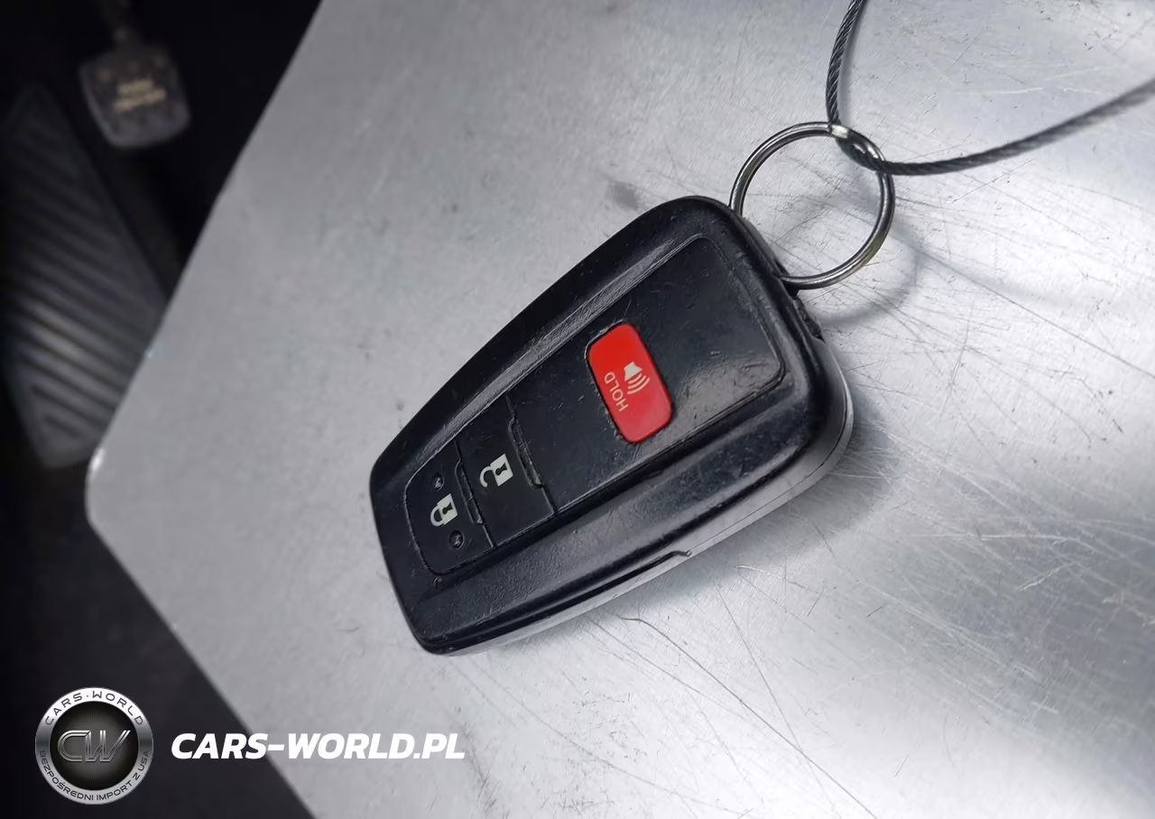 2016 Toyota Prius Two VIN:JTDKBRFU3G3000892 - 11