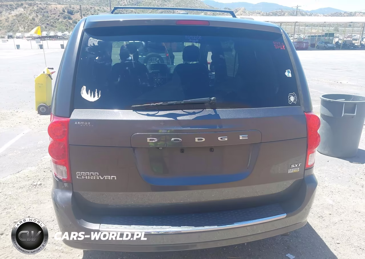 2019 Dodge Grand Caravan Sxt VIN:2C4RDGCG8KR632377 - 16
