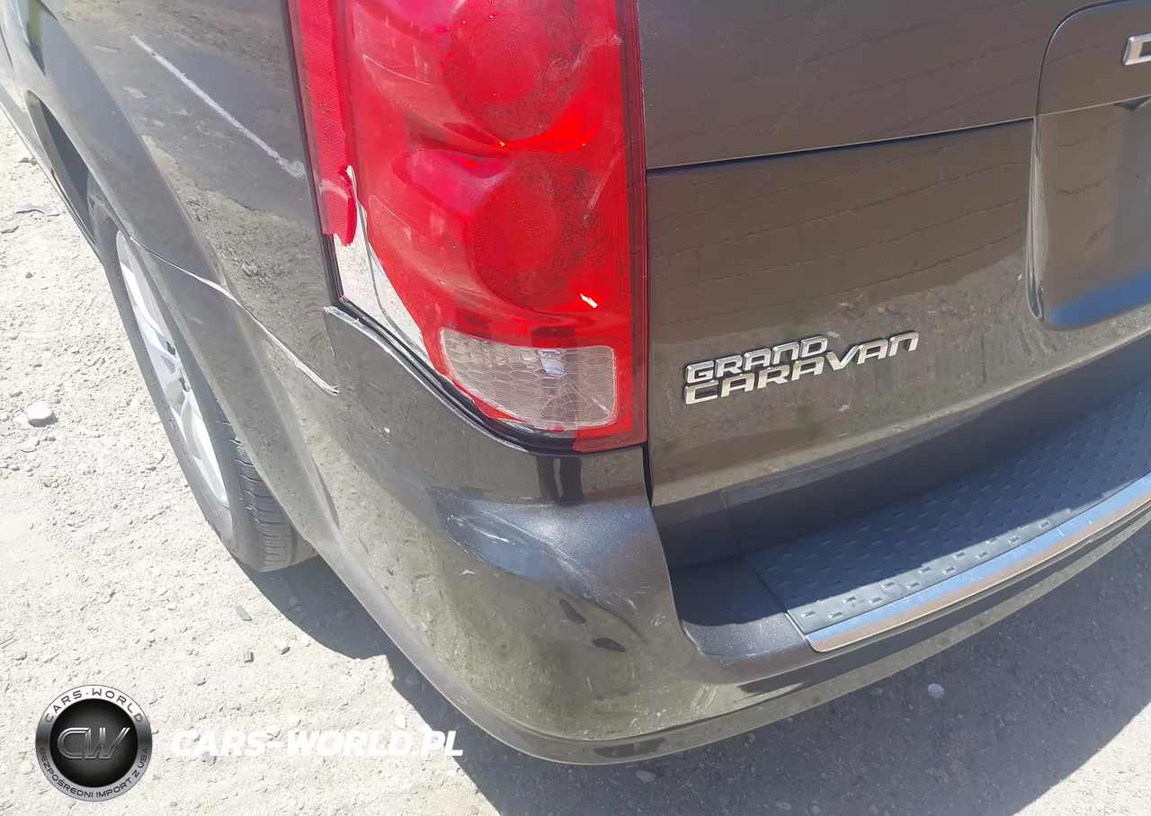 2019 Dodge Grand Caravan Sxt VIN:2C4RDGCG8KR632377 - 17