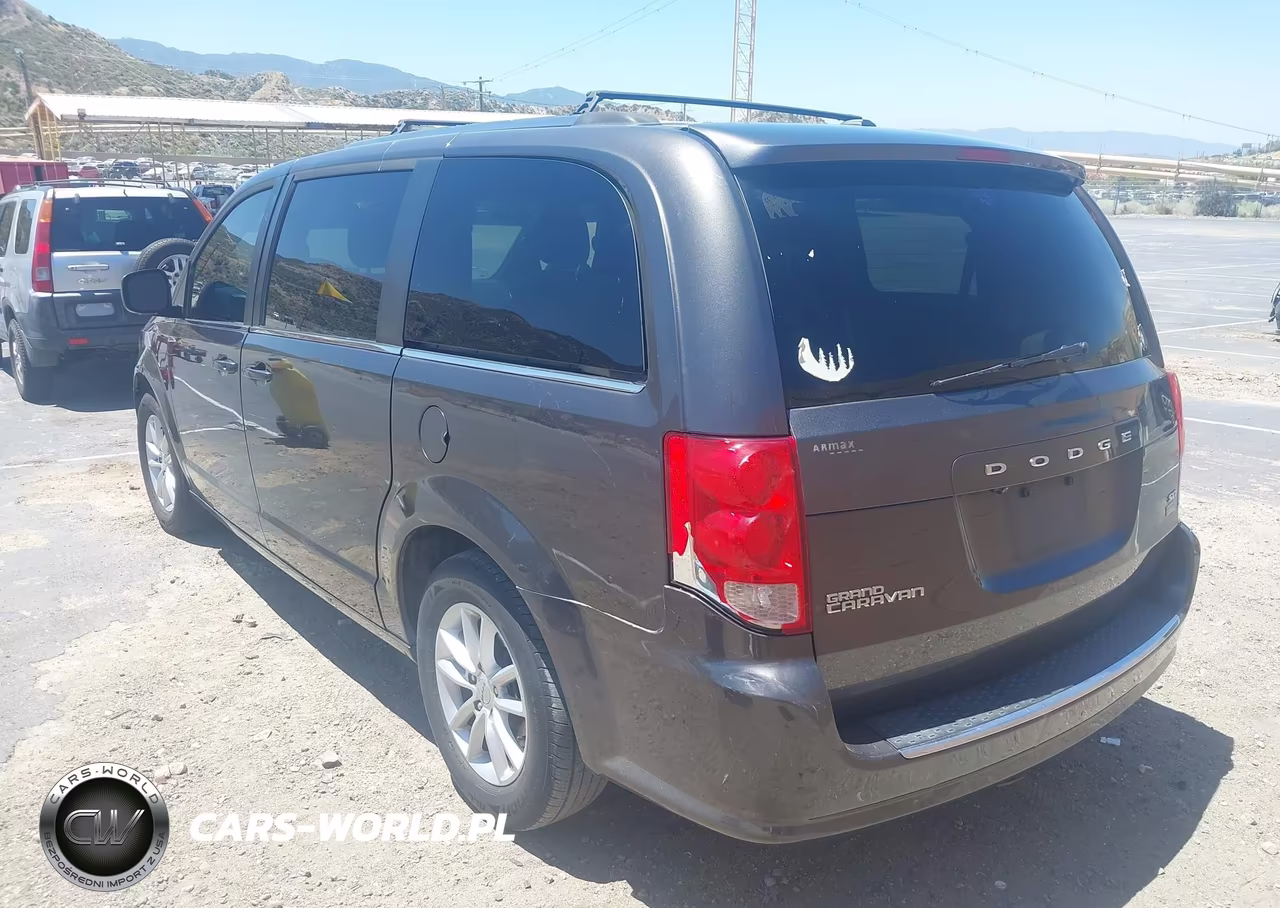2019 Dodge Grand Caravan Sxt VIN:2C4RDGCG8KR632377 - 3
