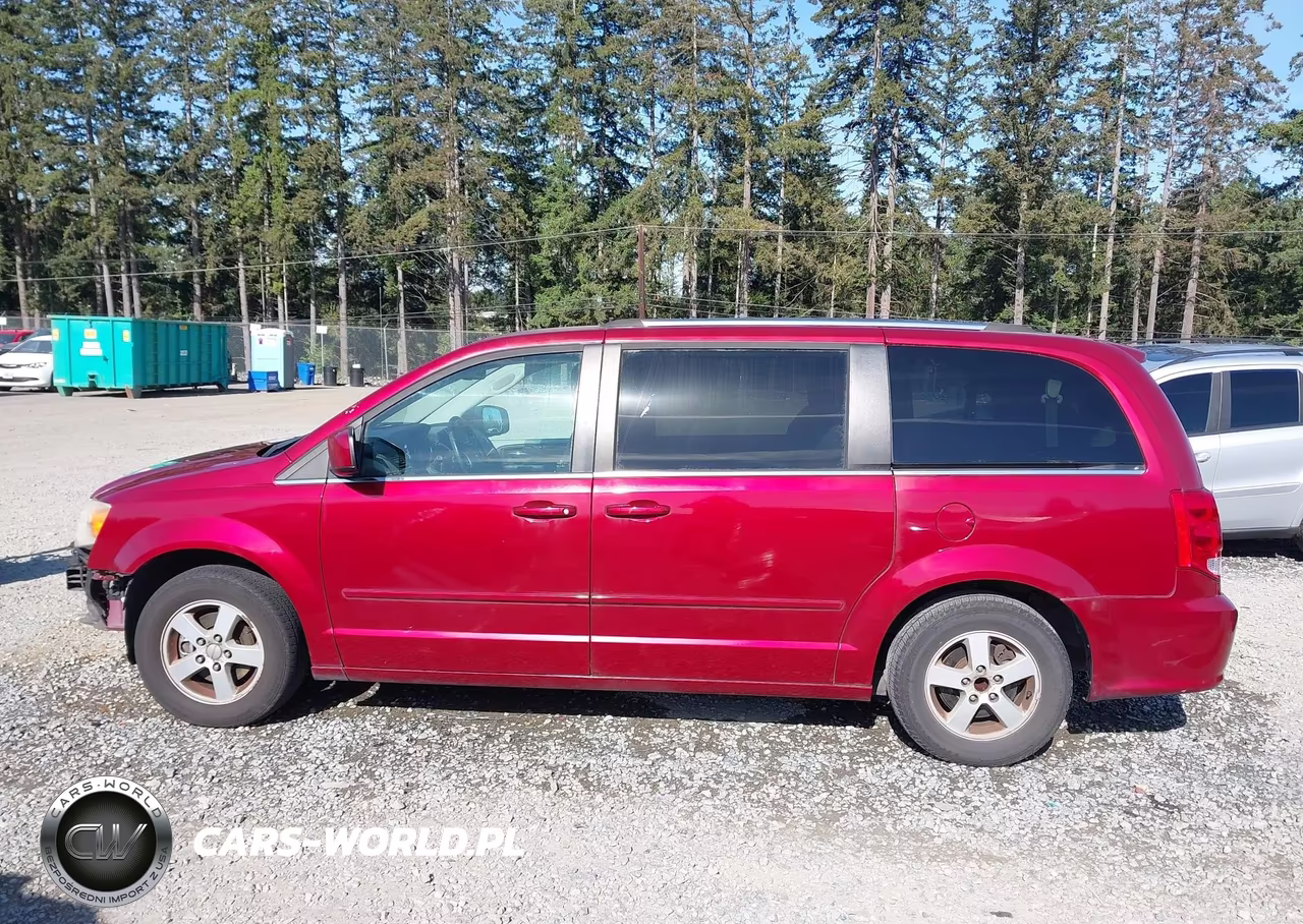 2011 Dodge Grand Caravan Crew VIN:2D4RN5DG2BR644236 - 15