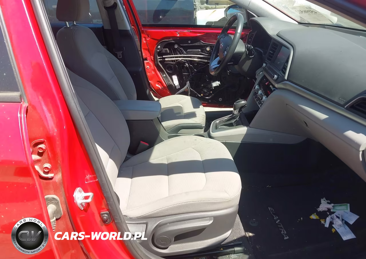 2020 Hyundai Elantra Value Edition VIN:5NPD84LF1LH619828 - 5