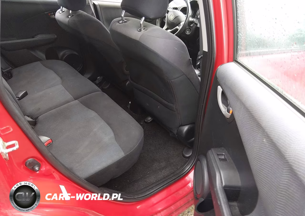 2010 Honda Fit Sport VIN:JHMGE8H41AC001839 - 8