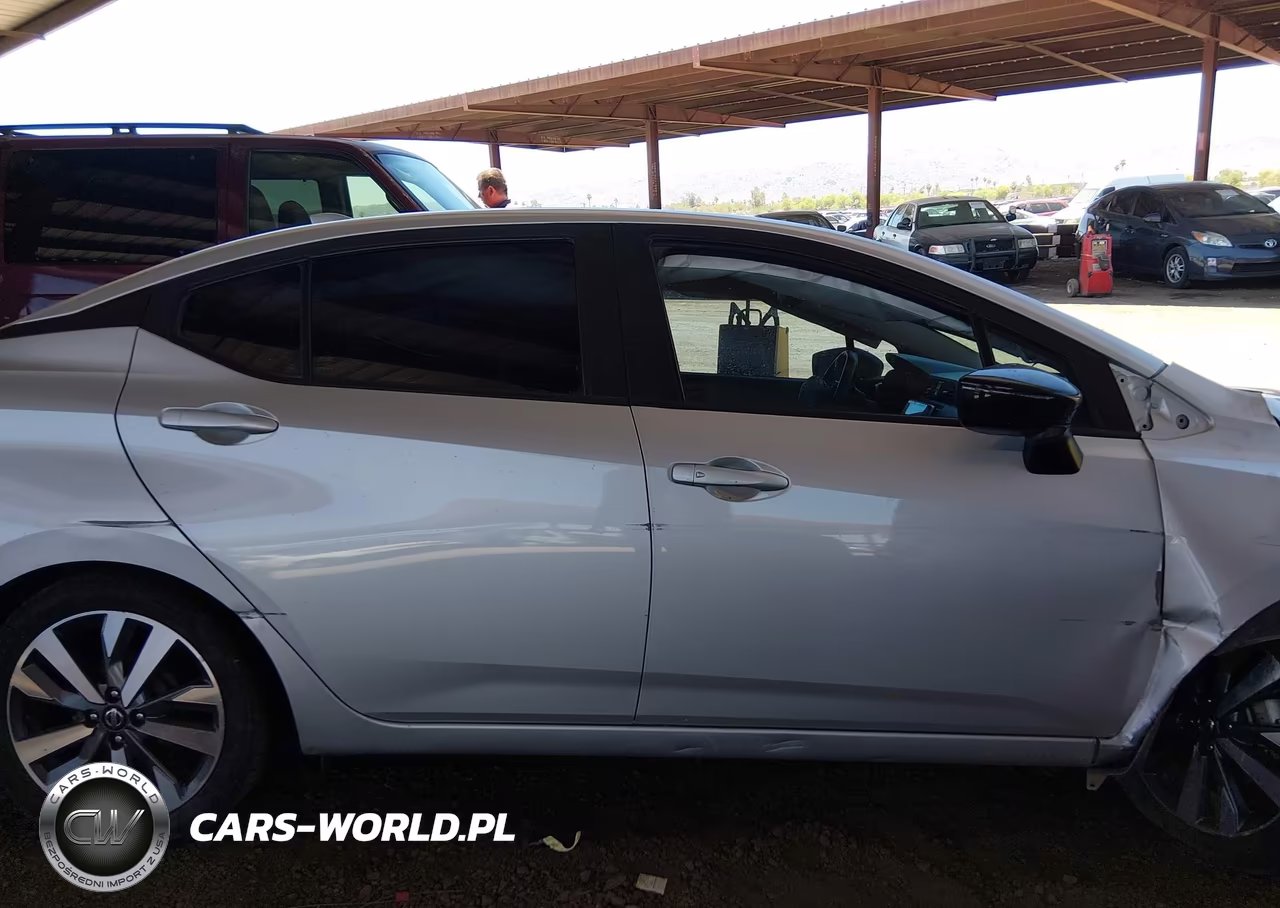 2016 Nissan Versa Sr Xtronic Cvt VIN:3N1CN8FV5LL802151 - 12