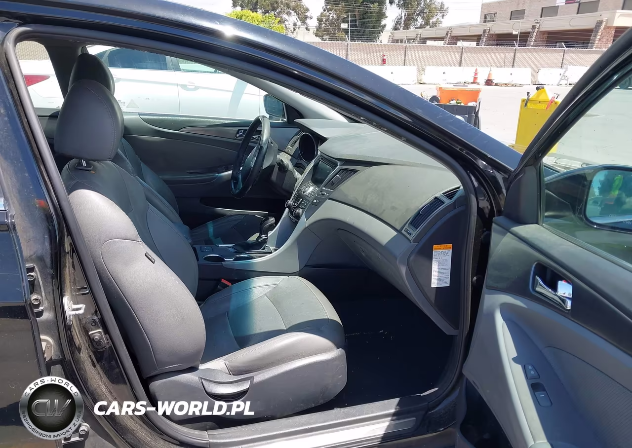 2013 Hyundai Sonata Hybrid Limited VIN:KMHEC4A46DA101254 - 5