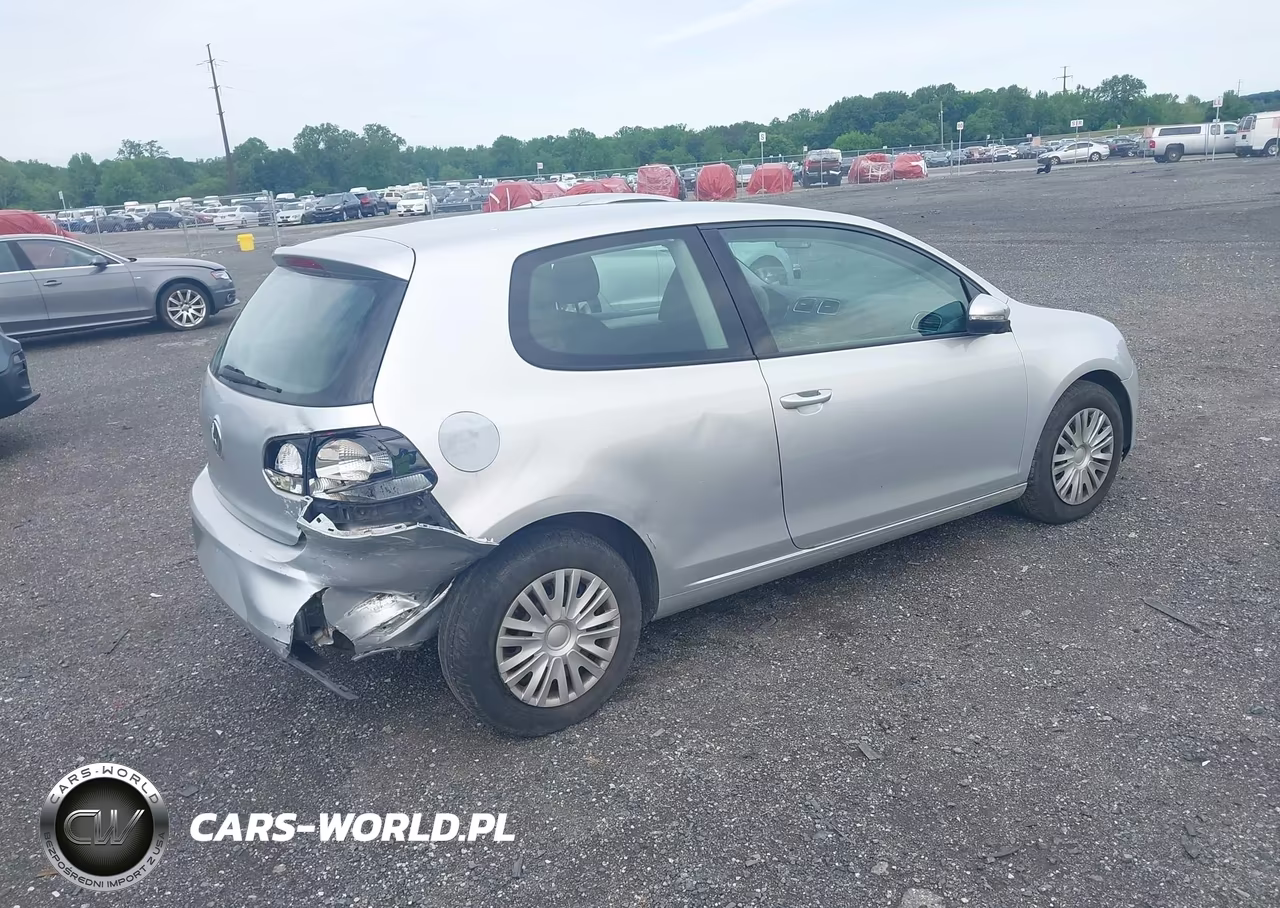 2012 Volkswagen Golf 2.5L 2-Door VIN:WVWBB7AJ1CW301414 - 4