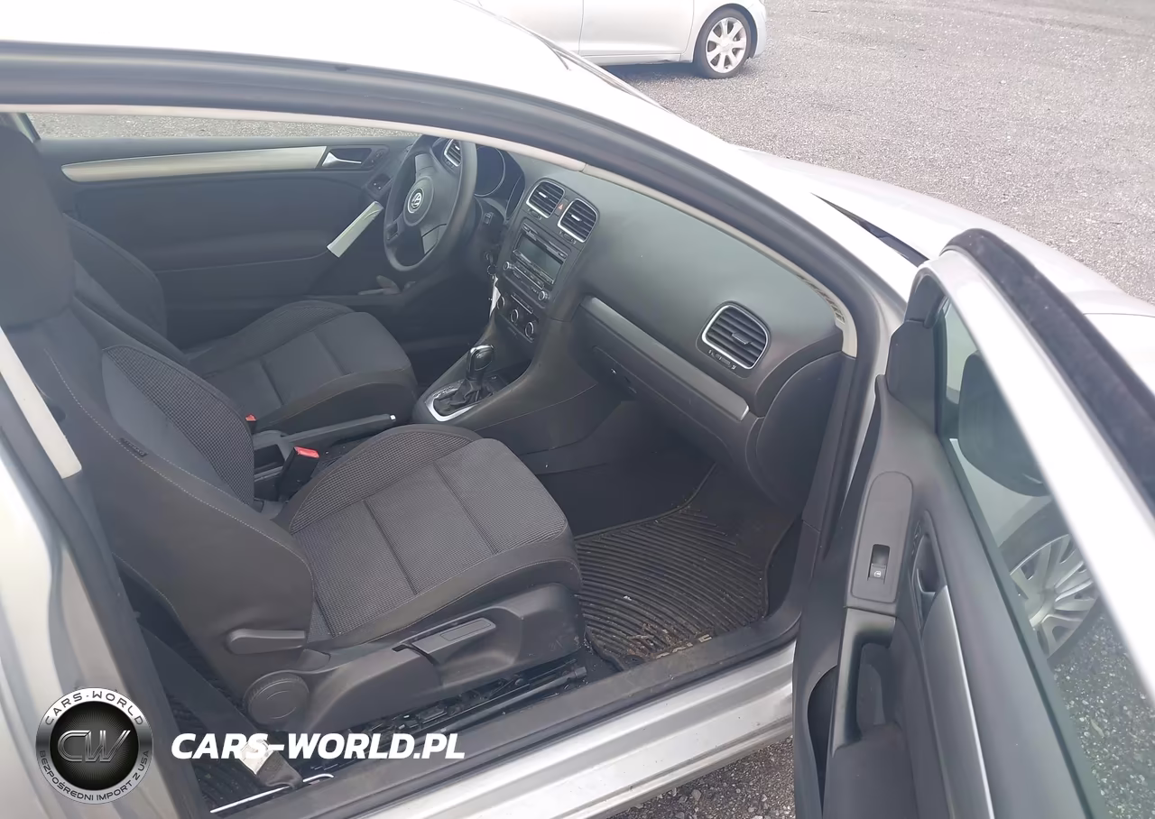 2012 Volkswagen Golf 2.5L 2-Door VIN:WVWBB7AJ1CW301414 - 5