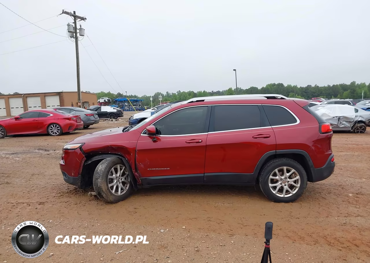 2016 Jeep Cherokee Latitude VIN:1C4PJLCB3GW126077 - 14