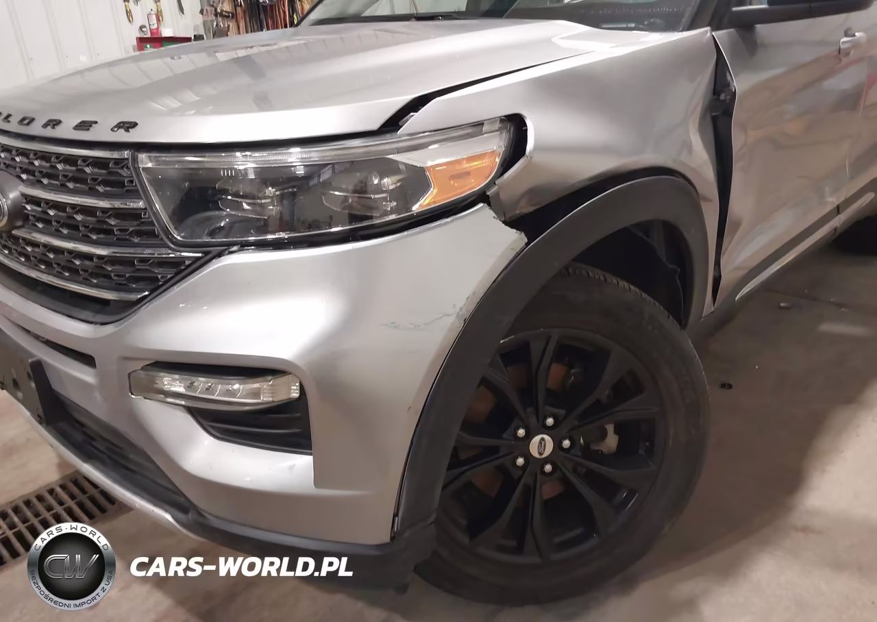 2020 Ford Explorer Xlt VIN:1FMSK8DH3LGA51680 - 18