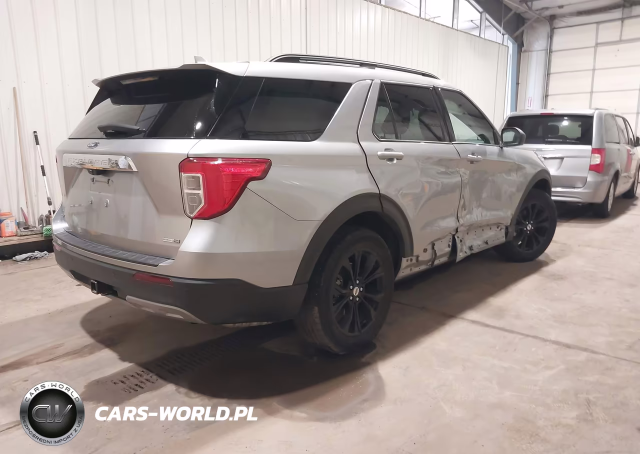 2020 Ford Explorer Xlt VIN:1FMSK8DH3LGA51680 - 4