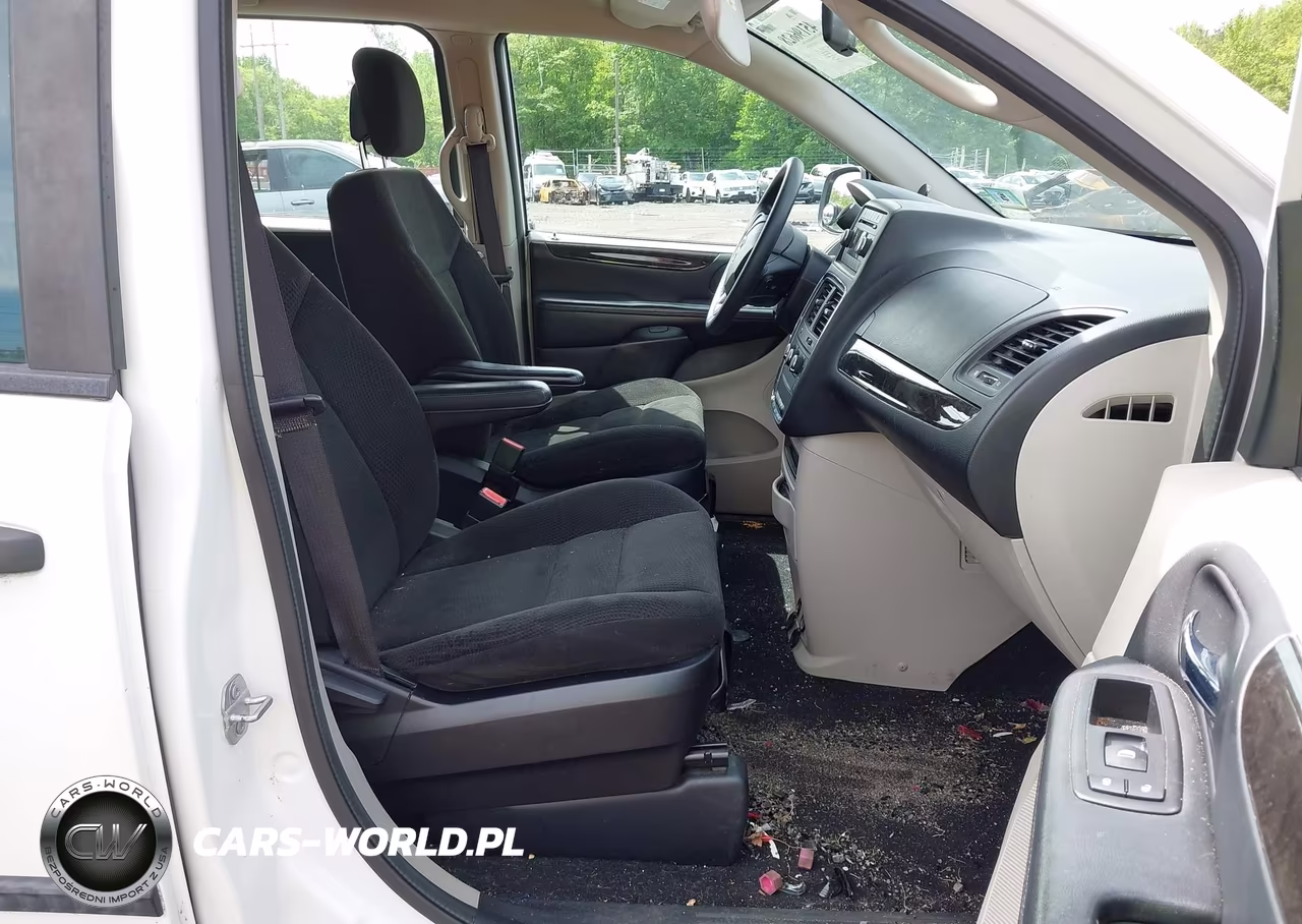 2016 Dodge Grand Caravan American Value Pkg VIN:2C4RDGBG4GR364713 - 5