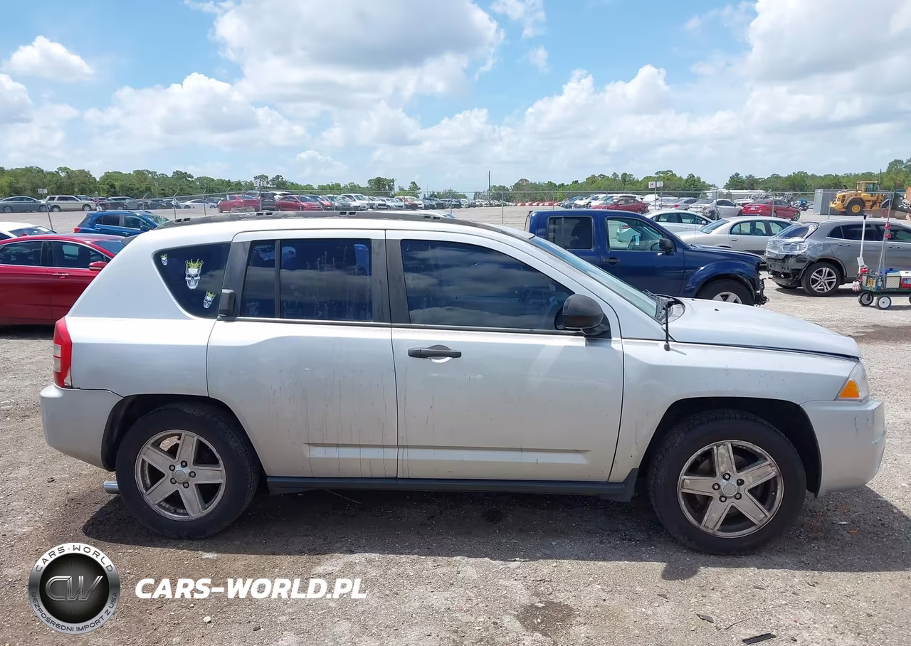2007 Jeep Compass Sport VIN:1J8FT47W77D171469 - 13