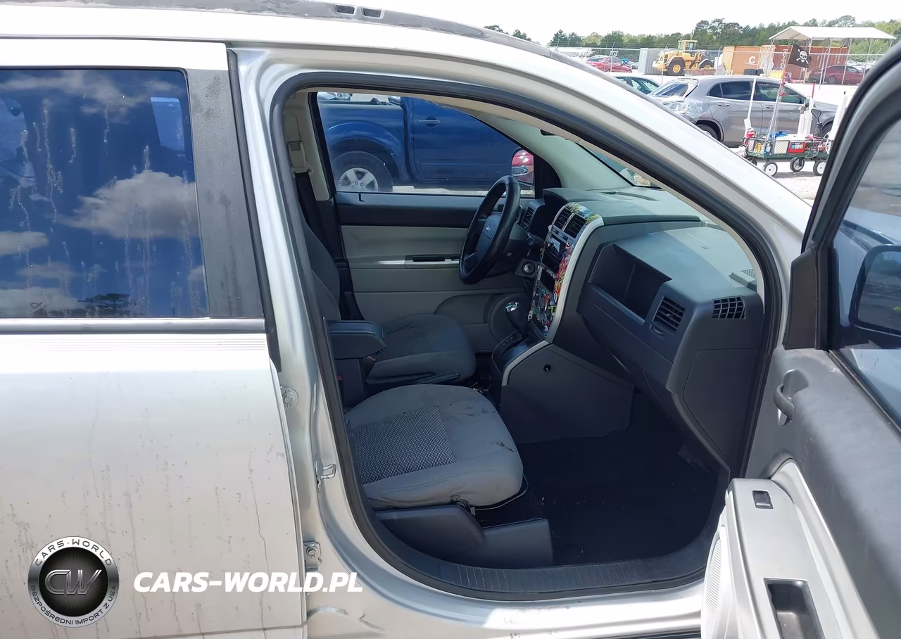 2007 Jeep Compass Sport VIN:1J8FT47W77D171469 - 5